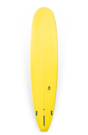 Shapers-Club- Une planche de surf Martin Shapes - Rachel Tilly Pro Model 9'1 sur fond blanc.