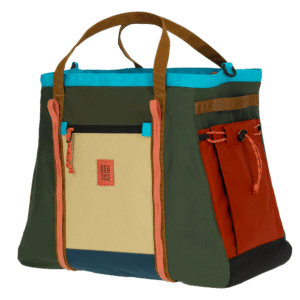 Shapers-Club- Un sac TOPO - Mountain Gear coloré avec plusieurs poches et une fermeture à glissière. -surfshop-surfboard
